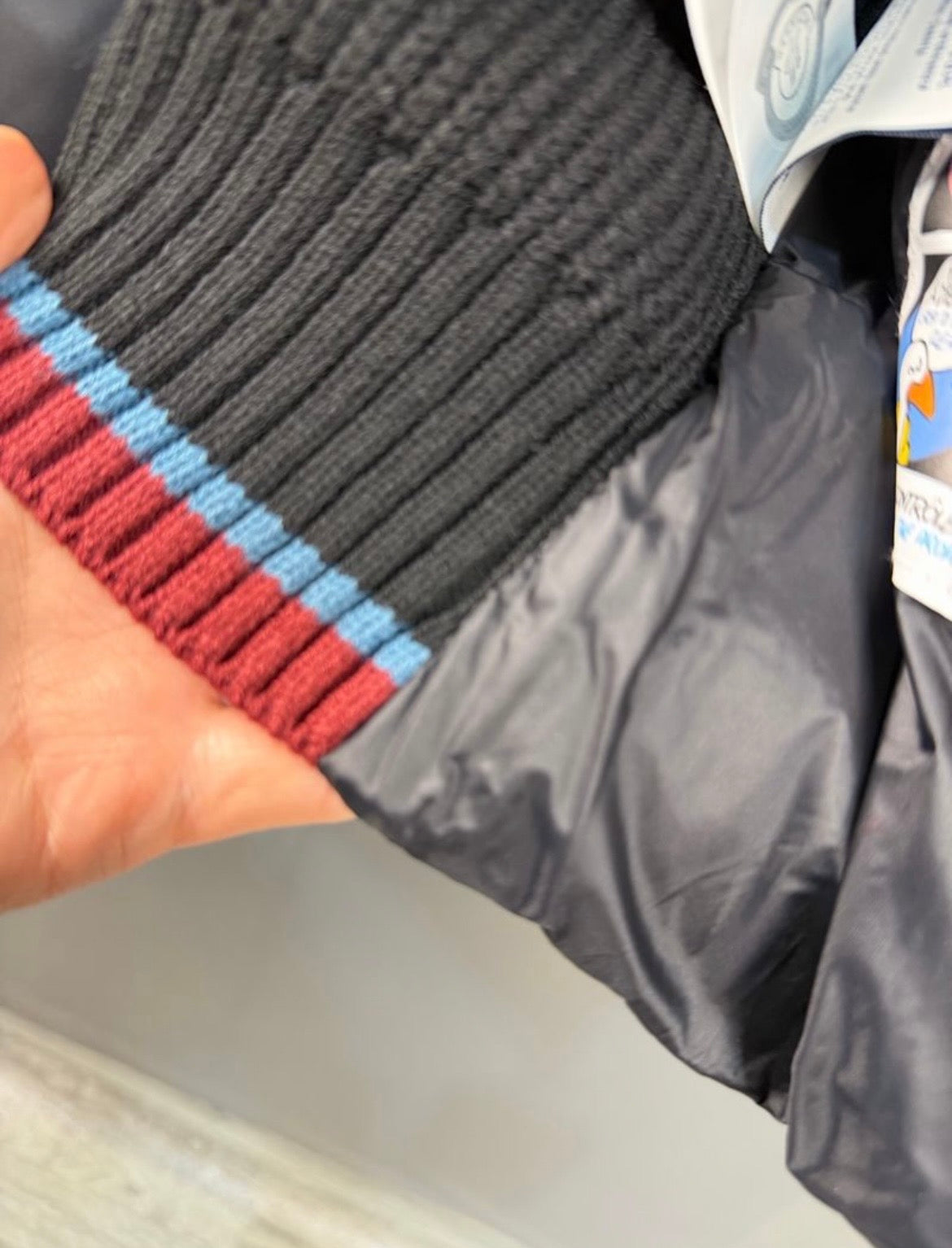 MONCLER Unisex Down Jacket, Black, Fall-Winter Model, Classic & Elegant, Warm & Comfortable